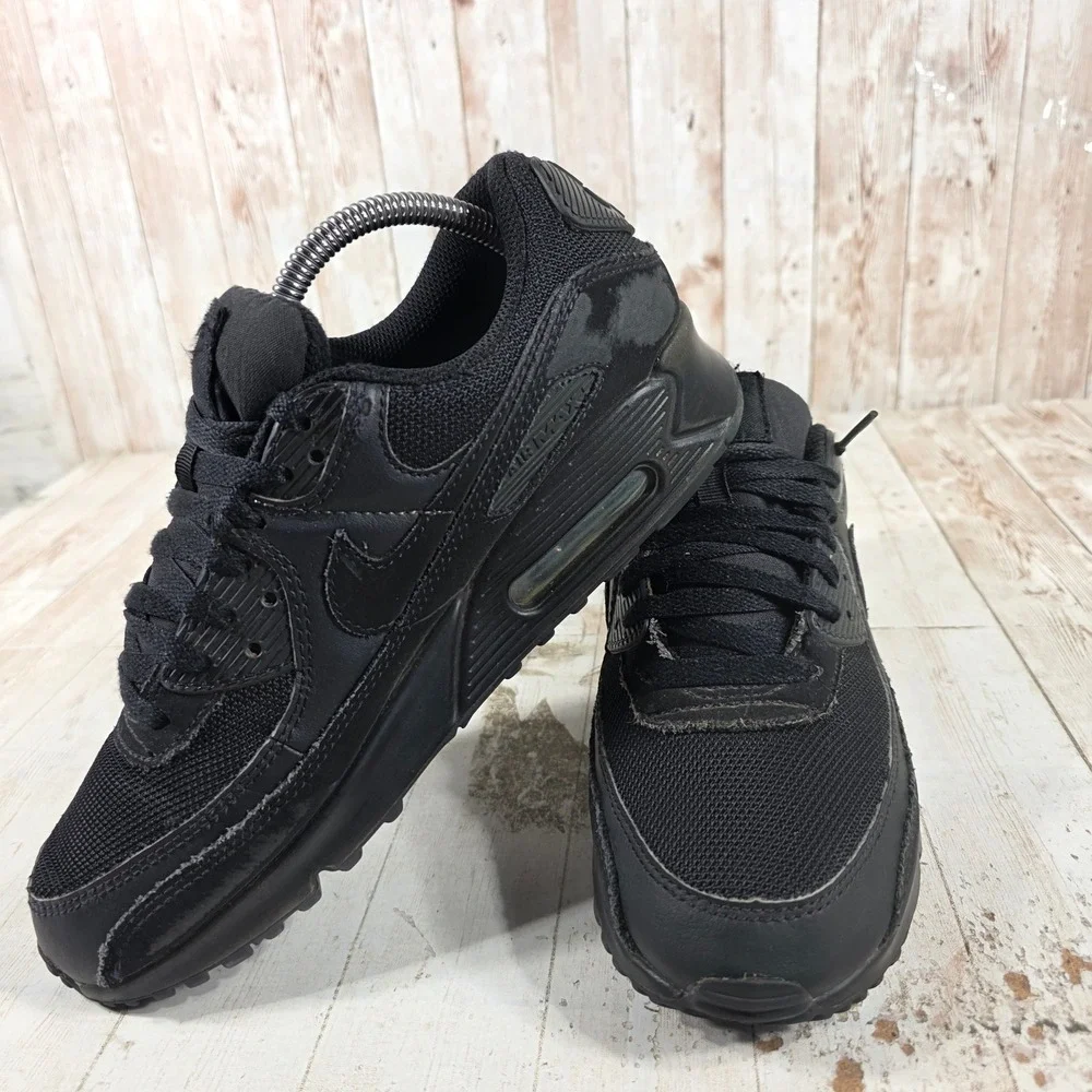 Nike Air Max 90 Mens Triple Black Low Top Sneakers CN8490-003 Size 8